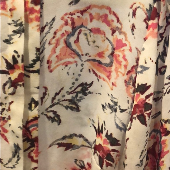 Blouse - Picture 2 of 4